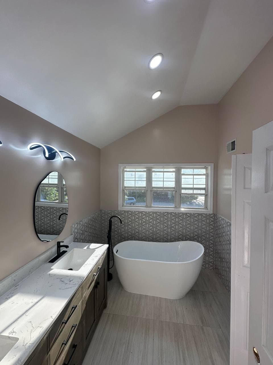 Freestanding tub bathroom